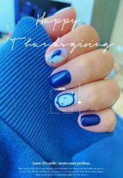 美甲蓝色系图片大全 蓝色美甲图案大全